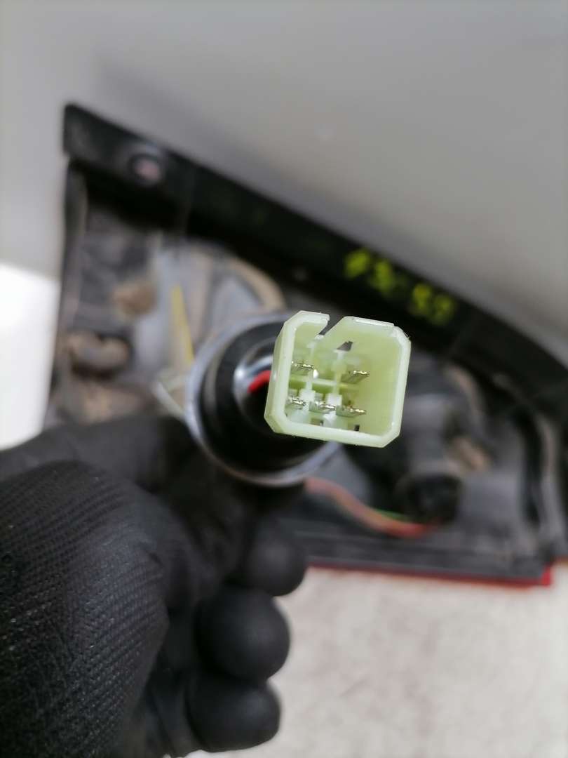 Opel Agila A original R&uuml;cklicht R&uuml;ckleuchte Schlussleuchte links Bj.2006